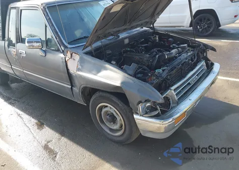 1988 Toyota Pickup Xtracab Rn70 Dlx из США, поврежденный, VIN JT4RN70PXJ0051277